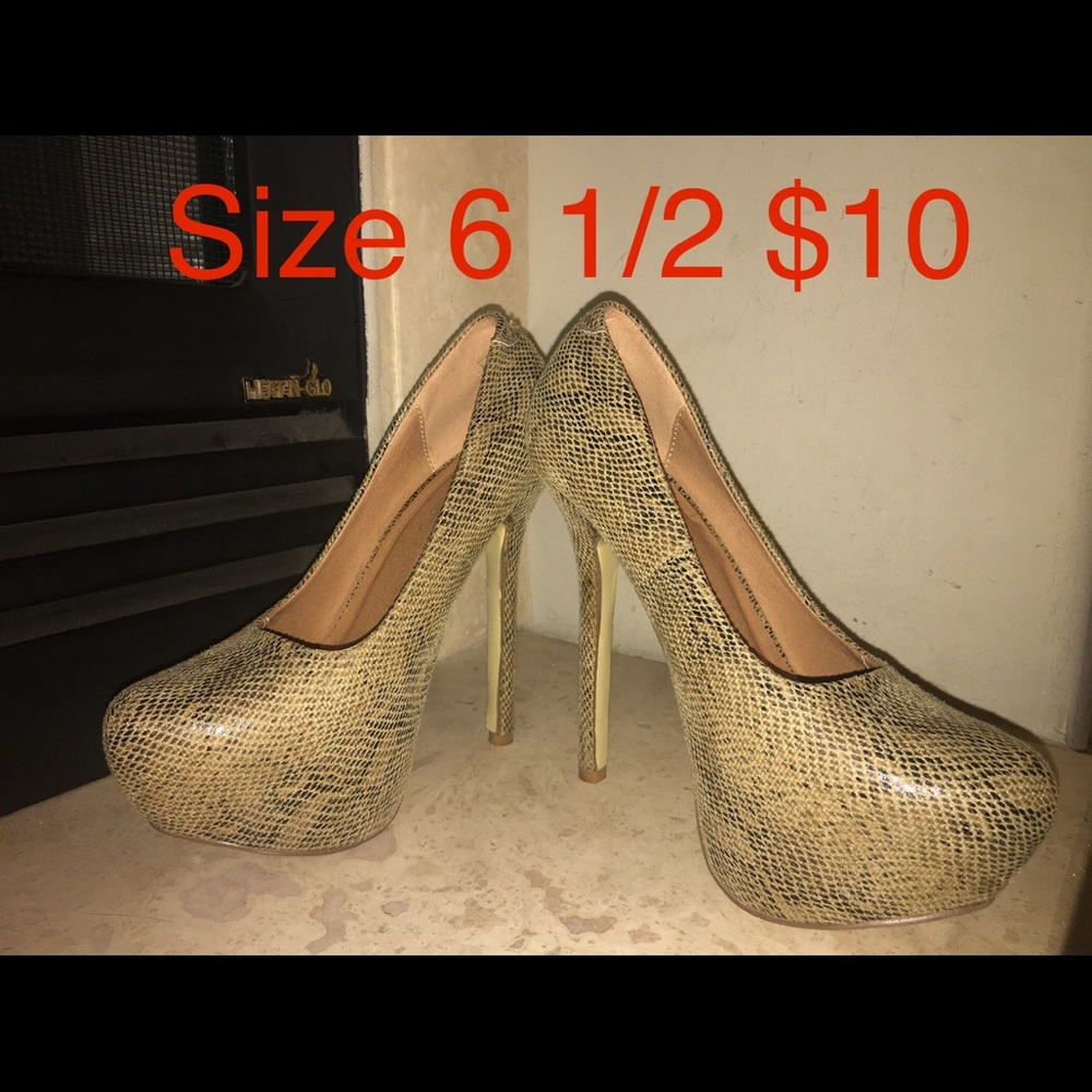 Beautiful boots - Picture 3 of 7